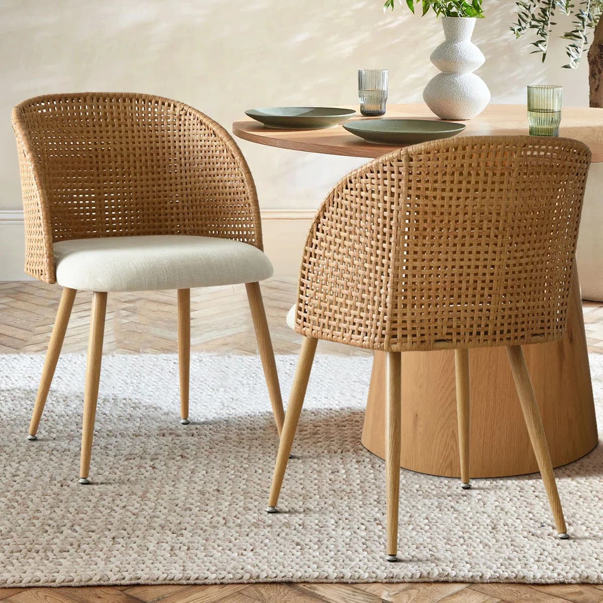 Synthetic Rattan Dining Chair with Foam Seat & Curved Back